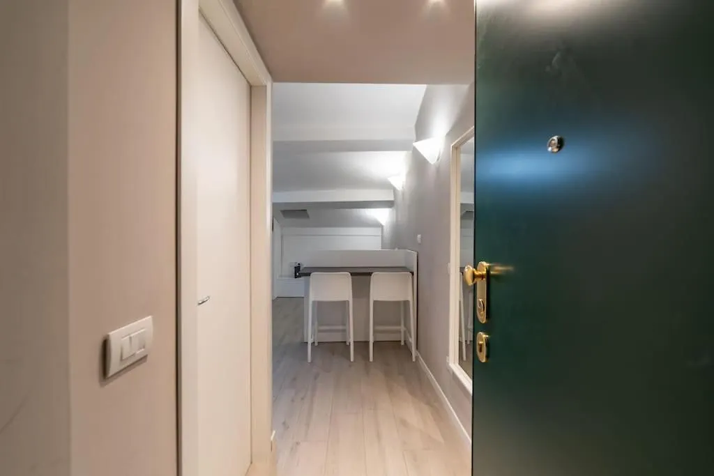 מילאנו Intrho Studio Flat Porta Romana 0*,  איטליה